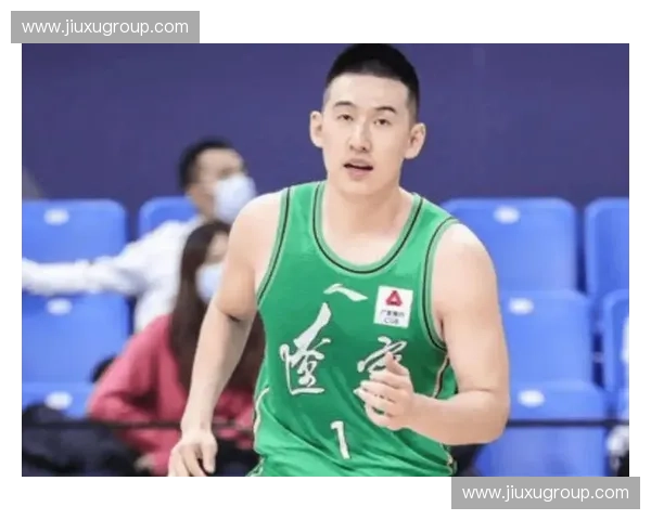 新疆队阿不都沙拉木与辽宁队付豪合同到期，预计均能获得顶薪续约